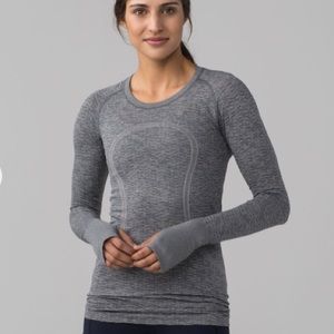 Lululemon Swiftly size 12 gray long sleeve